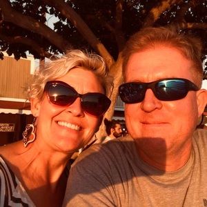 Meet your Posher, Christie